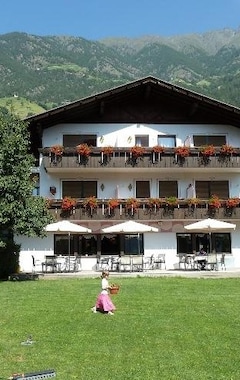 Hotelli Hotel Schönblick (Naturns, Italia)