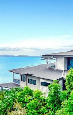 Koko talo/asunto Edge Waterfront Apartments (Hamilton Island, Australia)
