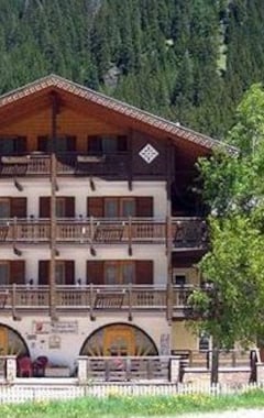 Hotelli Hotel Majon Miramonti (Canazei, Italia)