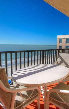 Hotel Las Brisas 105 Apartment (Madeira Beach, USA)