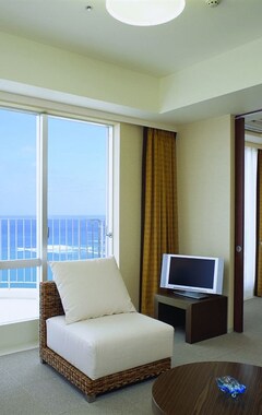 Hotel The Beach Tower Okinawa (Chatan, Japón)