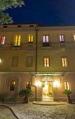 Hotelli Corte Dei Tini (Teramo, Italia)