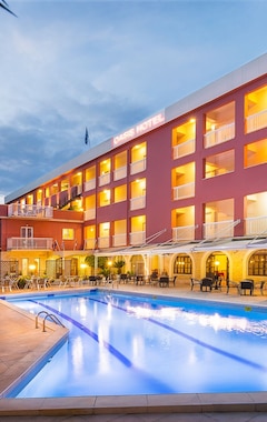 Hotel Oasis (Perama, Grækenland)