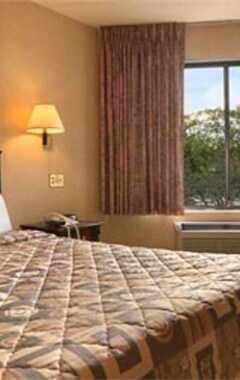 Hotel Ramada By Wyndham Rochelle Park Near Paramus (Rochelle Park, EE. UU.)