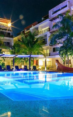 Hotel Sabbia Condos (Playa del Carmen, Mexico)