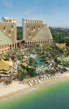 Lomakeskus Centara Grand Mirage Beach Resort Pattaya (Pattaya, Thaimaa)