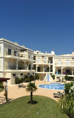 Koko talo/asunto Award Winning Apartments On The Beach Most With Ocean Views (Lagos, Portugali)