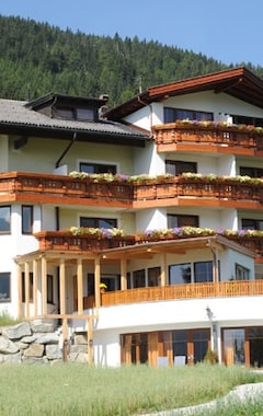 Hotel Humlerhof (Gries am Brenner, Austria)