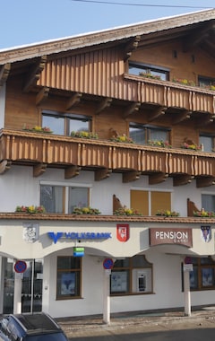 Hotelli Central Hotel & Apart mit Landhaus Central (Fügen/Hochfügen, Itävalta)