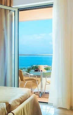 Hotel TUI SUNEO Niriides Beach (Psalidi, Grækenland)
