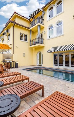 Hele huset/lejligheden Monarch Villa - Gulfview, 3/3, Heated Pool, Near Village (Sarasota, USA)