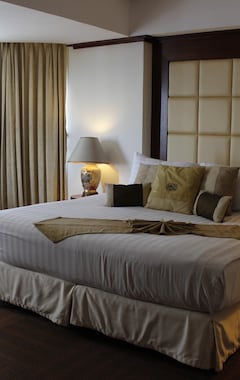 Jomtien Palm Beach Hotel and Resort - SHA Extra Plus (Pattaya, Thailand)
