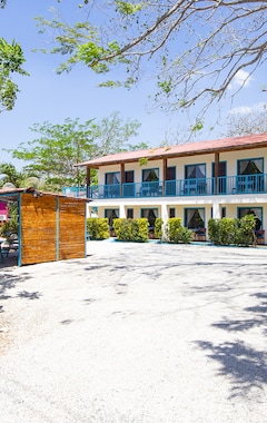 Hotelli Cabinas Diversion Tropical At Playa Conchal (Playa Flamingo, Costa Rica)