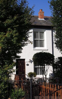 Koko talo/asunto Pretty Victorian Cottage (Portsmouth, Iso-Britannia)