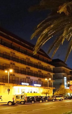 Hotelli Hotel Regent (Pescara, Italia)