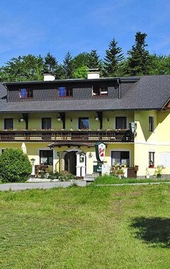 Hotel Gasthof Waldfrieden (Oberwang, Austria)