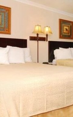 Hotelli Quality Inn & Suites Thousand Oaks (Thousand Oaks, Amerikan Yhdysvallat)