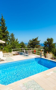 Hotel Villa Windmill: Large Private Pool, Sea Views, A/c, Wifi (Gaios, Grækenland)