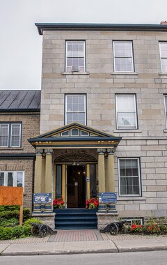 Hotel The Noble Suites (Brockville, Canada)