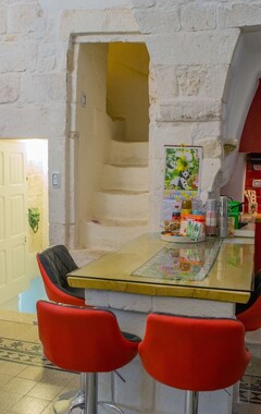 Hotel Mindelly Home By Comper With Terrace & Netflix (Ostuni, Italien)