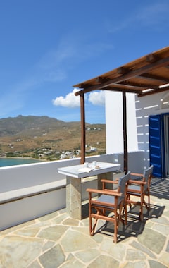 Koko talo/asunto Sail Inn (Agios Romanos, Kreikka)