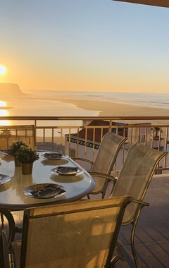 Hele huset/lejligheden Foz Penthouse, Beach Property With Lagoon And Ocean Views Ideal For Your Family (Foz do Arelho, Portugal)