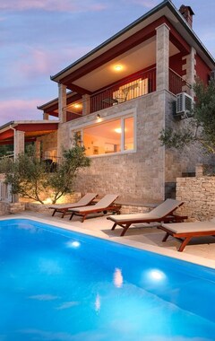 Hele huset/lejligheden Luxury Villa Stairway To Heaven With Pool (Blato, Kroatien)