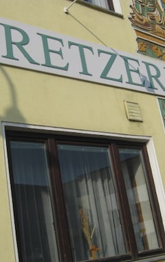 Hotelli Retzerlandhof Familie Graf (Zellerndorf, Itävalta)