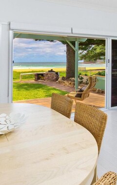 Koko talo/asunto Comfy Beachfront Unit, Unbeatable Location & Views (Avoca Beach, Australia)