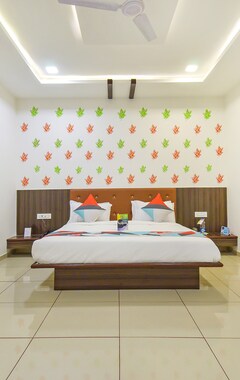 Hotel FabExpress Shiv Residency Sama-Savli Road (Vadodara, Indien)