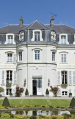 Hotel Chateau Clery (Hesdin-l'Abbé, Francia)