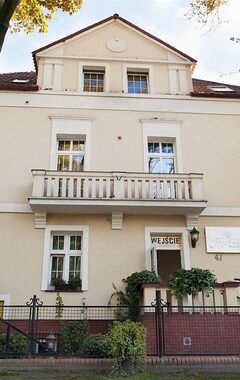 Hotel Willa Jozefina (Inowroclaw, Polen)