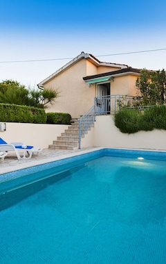 Hele huset/lejligheden Air Conditioned Private Villa With Private Pool And Panoramic Views (Funtana, Kroatien)