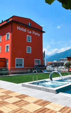 Hotelli Hotel La Perla (Sant'Antonino, Sveitsi)