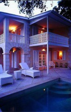 Hotelli Cotton House Resort (Mustique Island, Saint Vincent ja Grenadiinit)
