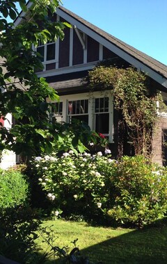 Casa/apartamento entero Charming Upstairs Suite In Historic Grandview Woodland (Vancouver, Canadá)