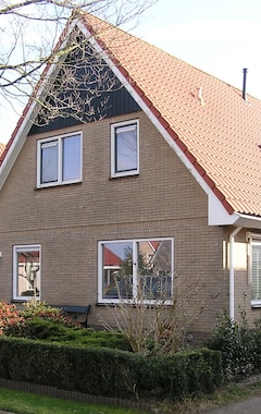 Bed & Breakfast Rose Cottage (Nes, Hollanti)