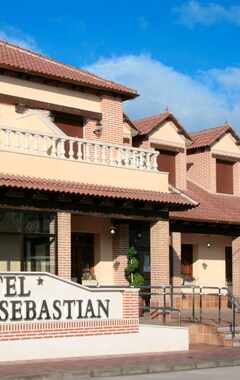 Hotel Fray Sebastián (Nava de la Asunción, España)
