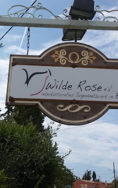 Hotelli Wilde Rose Hotel (Dassia, Kreikka)