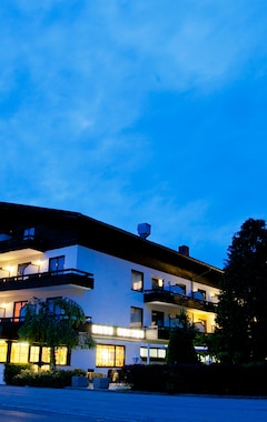 Hotelli All In Hotel Zanker (Radenthein, Itävalta)