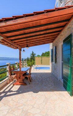 Hele huset/lejligheden View Talay Cottage /sea View Cottage/ (Omiš, Kroatien)