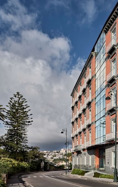 Hotel The Britannique Naples, Curio Collection by Hilton (Nápoles, Italia)