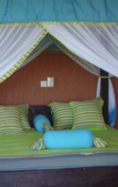 Hotel Maweni & Capricho Beach Cottages (Ukunda, Kenya)