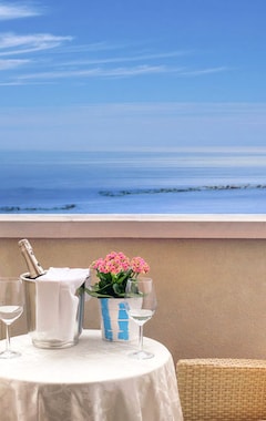 Hotelli Hotel Imperial Beach (Rimini, Italia)