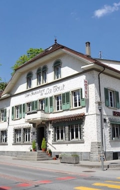 Hotel De La Tour (La Tour-de-Trême, Suiza)