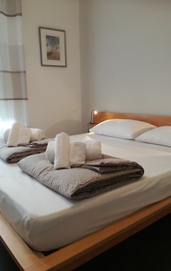 Hotel Four Rooms Bed & Breakfast (Catania, Italia)