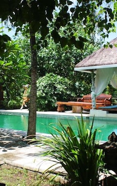Hotel Easy Surf Dacha (Canggu, Indonesia)