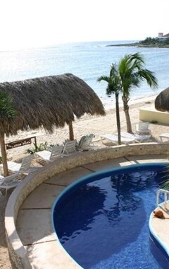 Hotel Akumal Beachfront Condo 3 Bedrooms 3 Bathrooms Half Moon Bay (Akumal, Mexico)