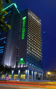 Holiday Inn Chengdu Oriental Plaza, an IHG Hotel (Chengdu, China)