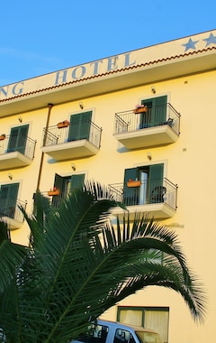 Hotelli Touring Hotel (Rodi Garganico, Italia)
